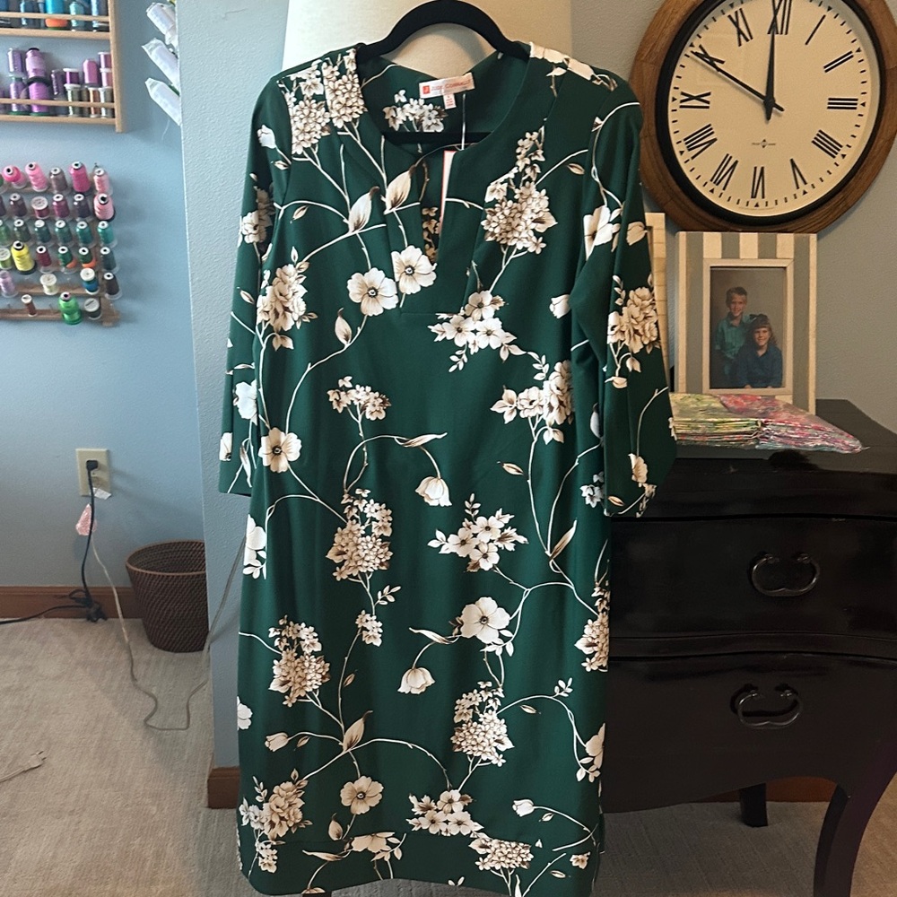 Jude Connally Green Floral Megan dress new with tags, size large